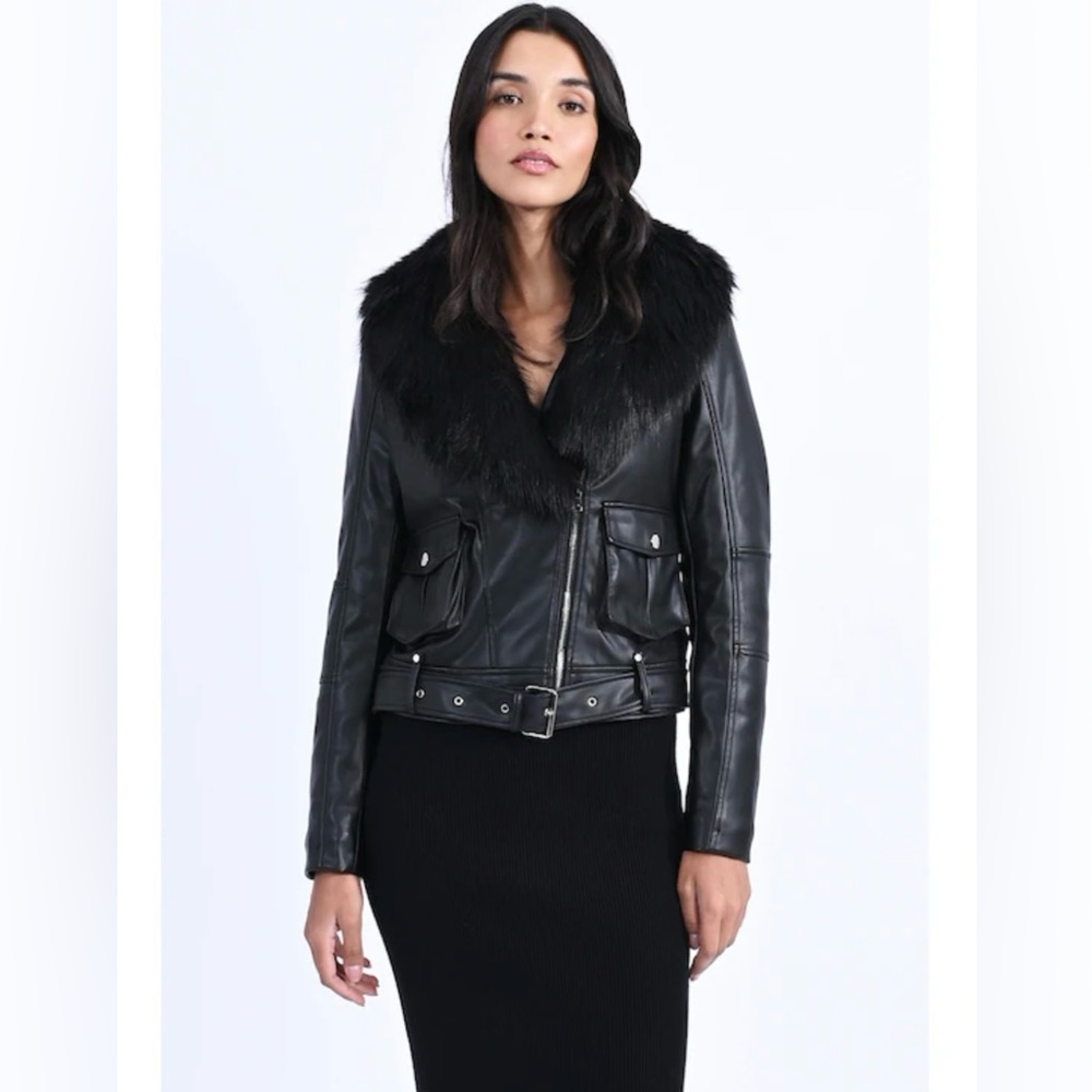 Molly Bracken Black Faux Leather Moto Jacket with Plush Fur Collar NWT